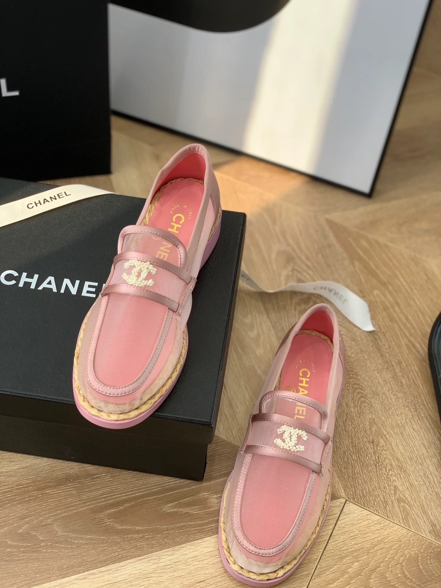 Chanel - Прозрачные лоферы