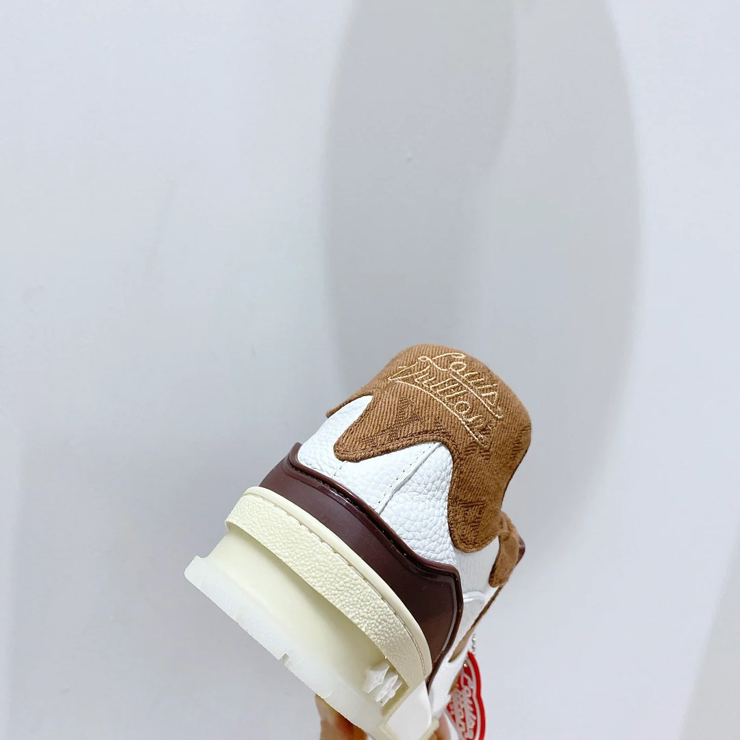 Обувь LV - кроссовки LV Trainer из джинсовой ткани с лоскутным дизайном - парный стиль