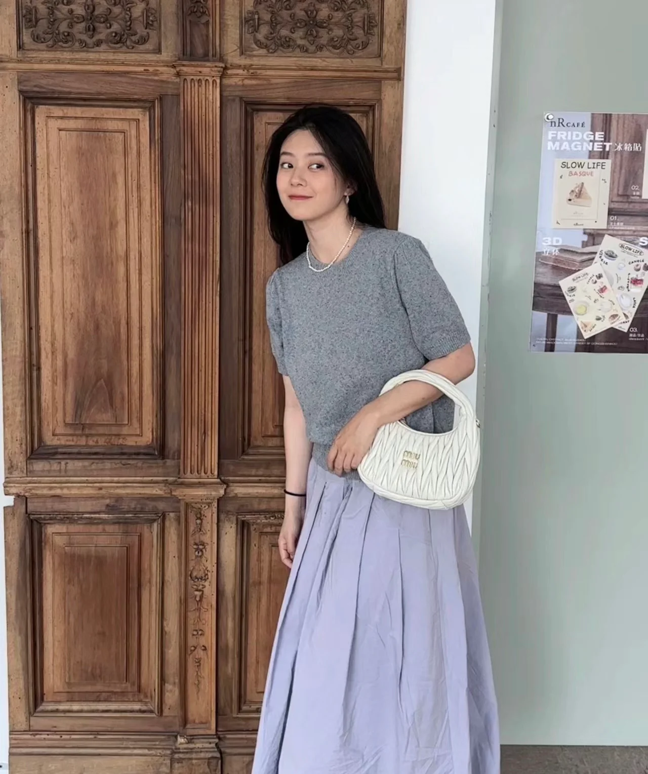 Сумка Miu Miu Wander — маленькая, из овечьей кожи — носите и делитесь с другими.