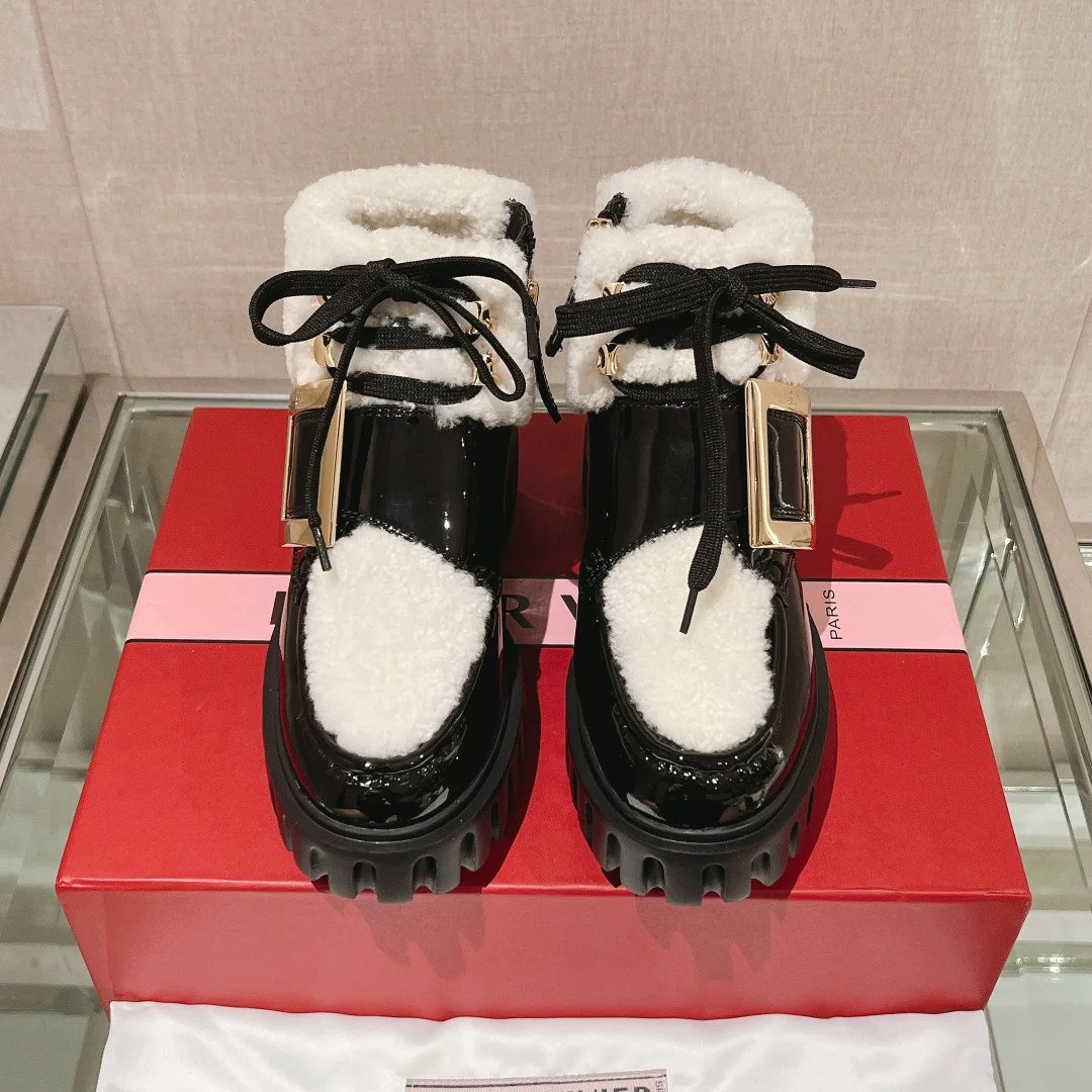 Обувь RV Shoes - коллекция осень-зима 2022 - Ботильоны на платформе из овечьей шерсти