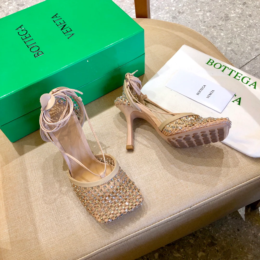 Туфли BV - BV с широким носком - на шпильке - 2