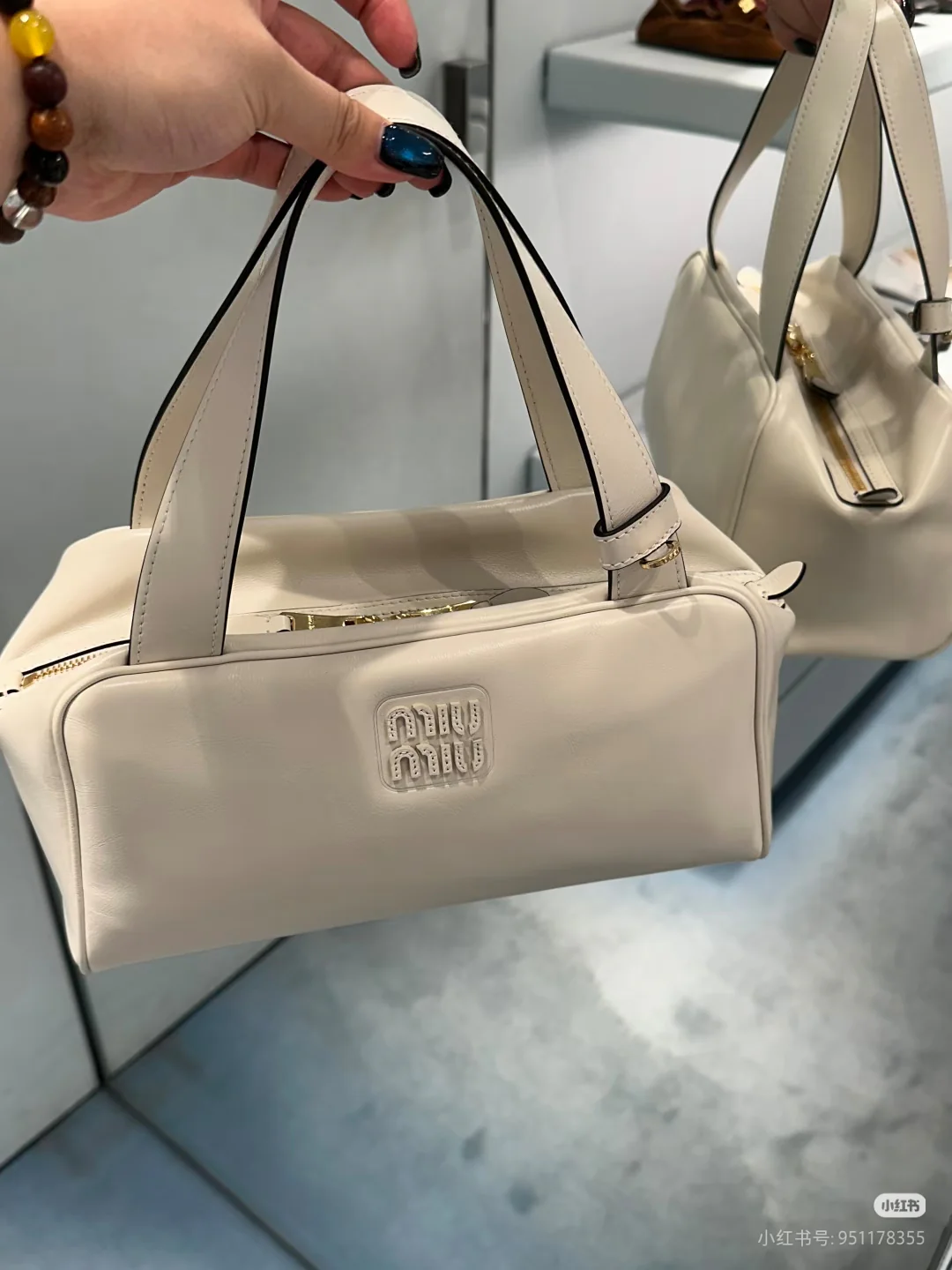 Miu Miu-5bb182 - Сумка для боулинга под мышкой - Белая