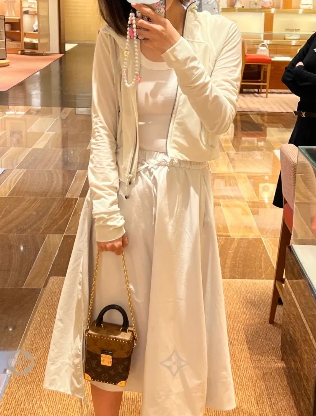 m82465-LV-camera-box