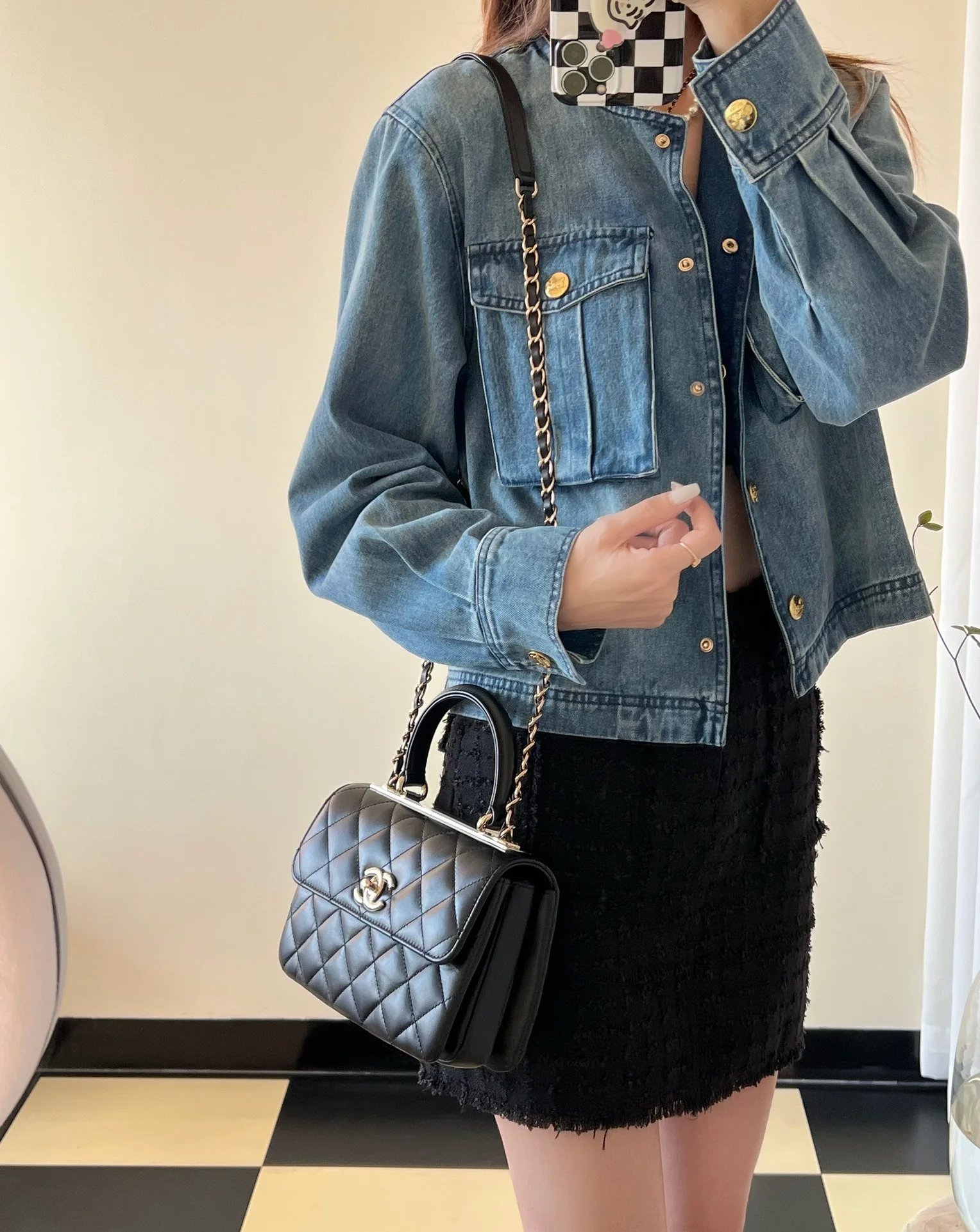 Трехслойная сумка Chanel - маленькая - черная - фурнитура из светлого золота