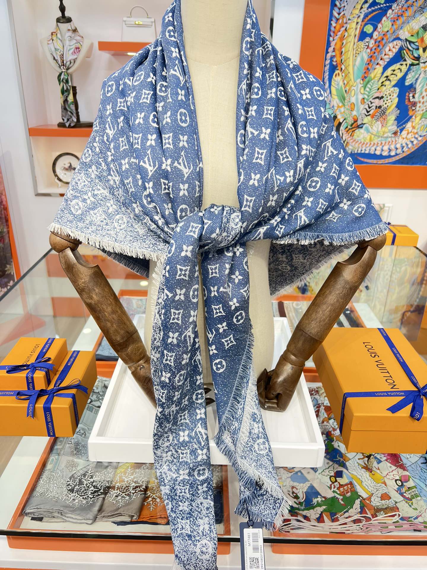 LV - Градиентная джинсовая шаль с монограммой - джинсовая ткань - градиент - 142 - 5 см - 2