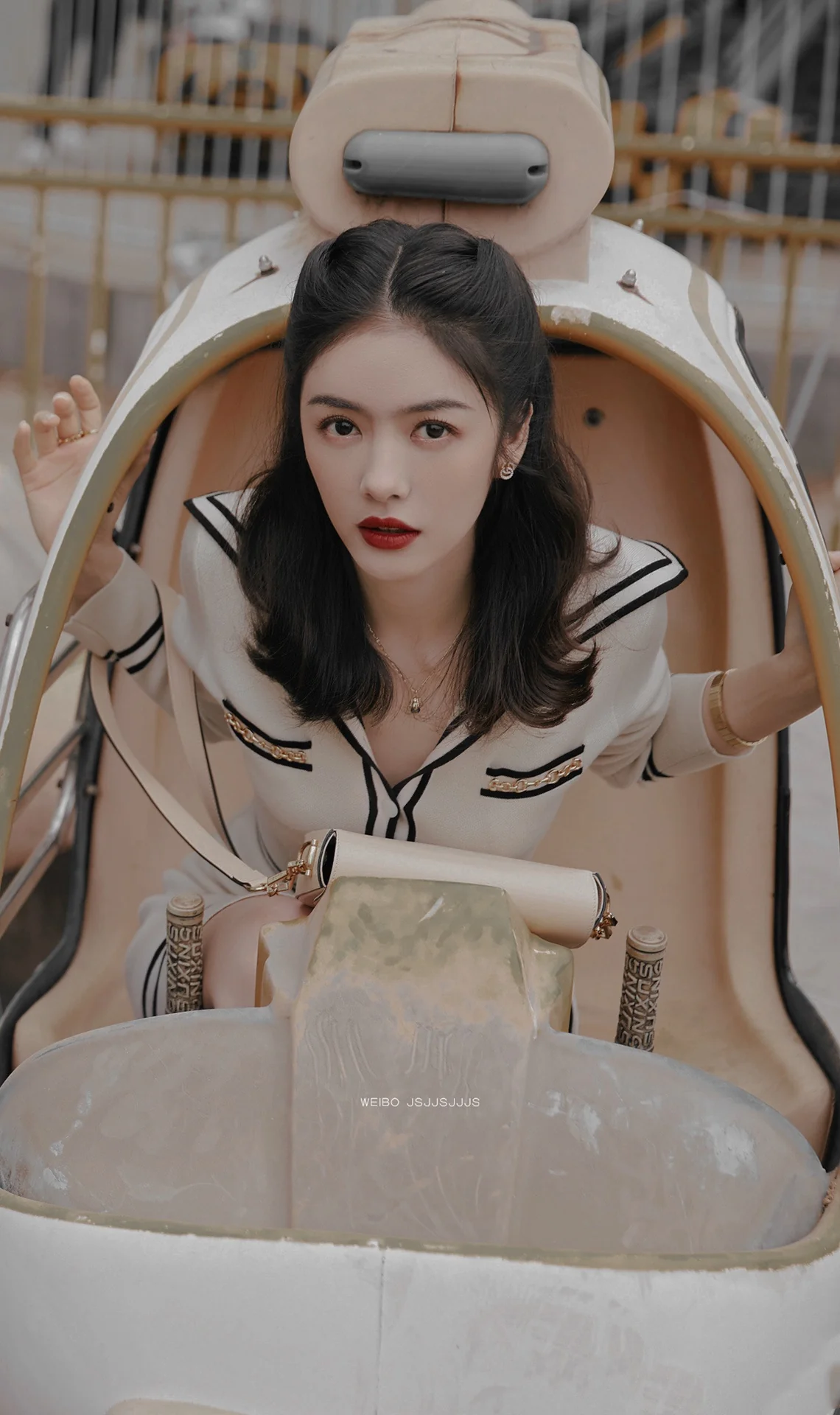 Сумка-седло Gucci 1955 из натуральной кожи с пряжкой в ??виде подковы