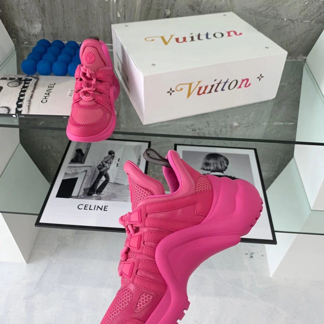 Обувь LV - Массивные кроссовки LV - 18