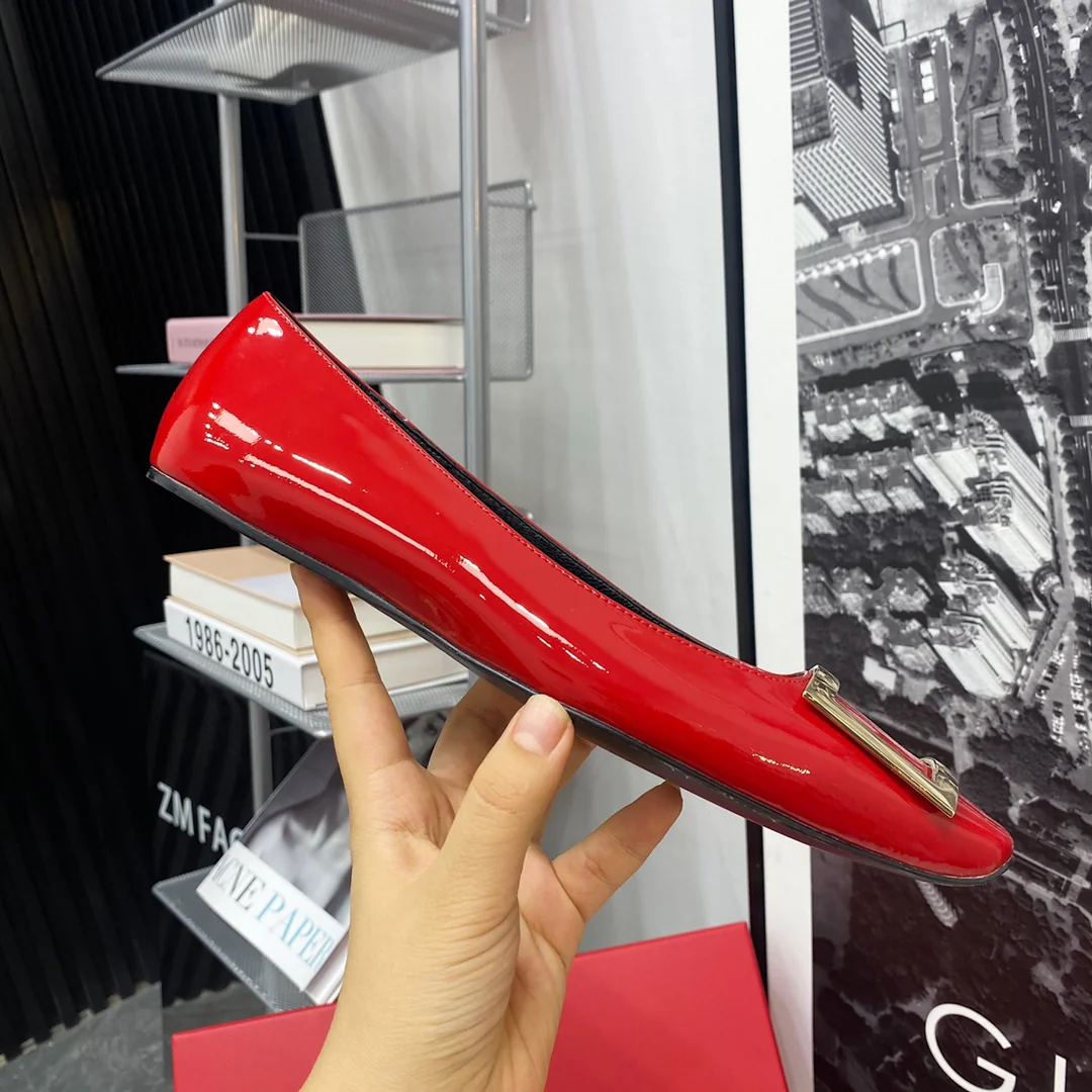 RV-Плоская подошва, квадратный носок, красный