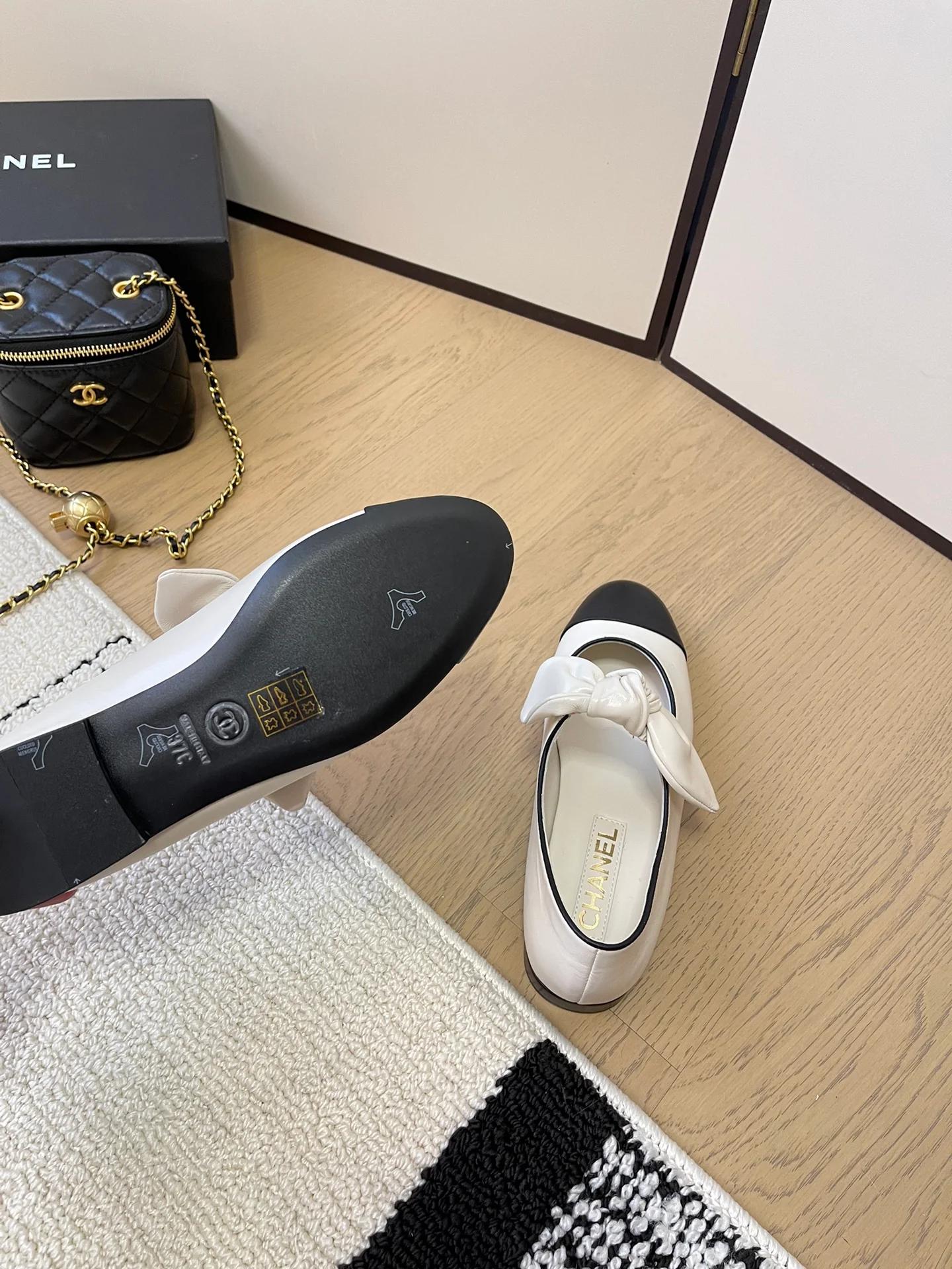 Балетки Chanel 2024 Ribbon - белые