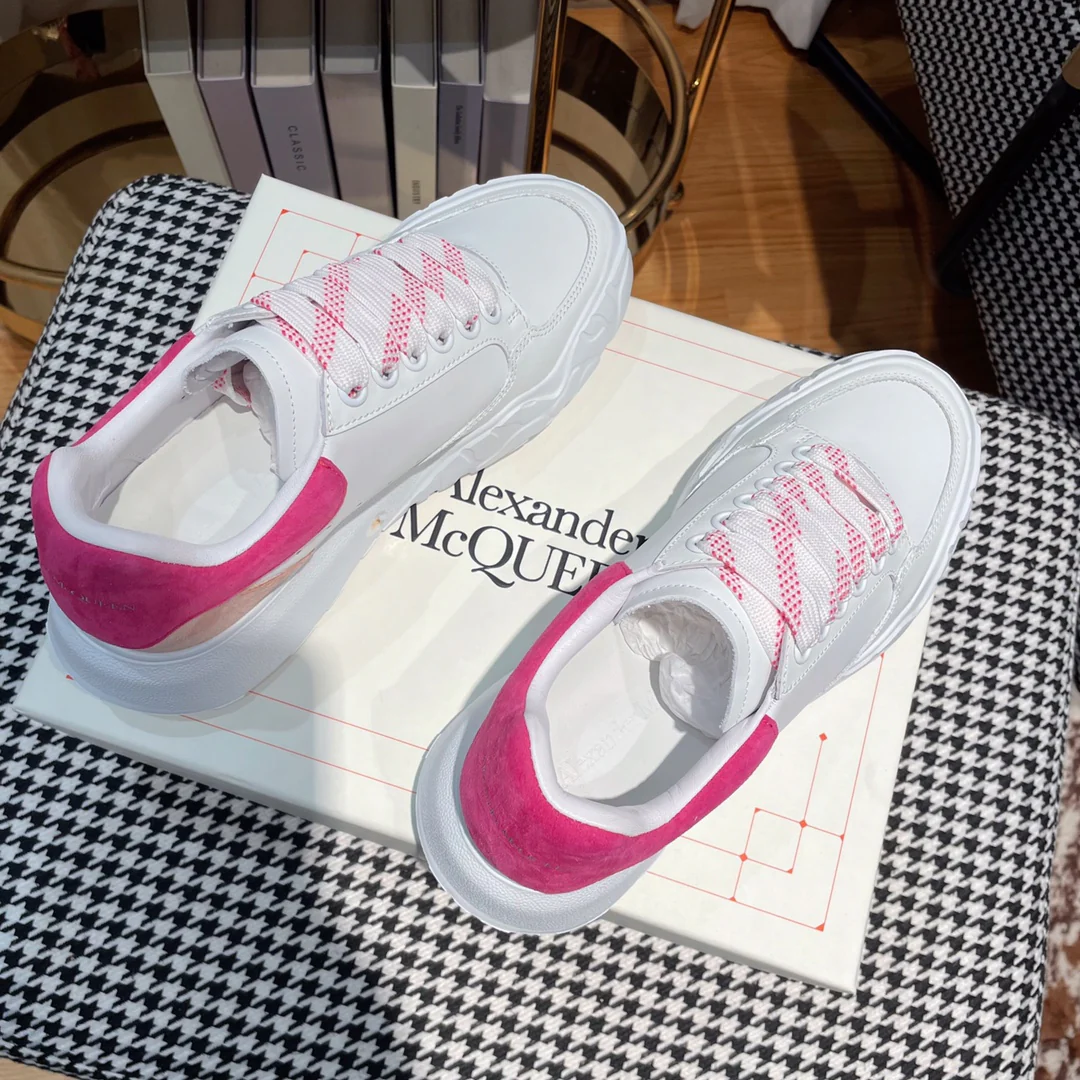 McQueen - Новые кроссовки - Розовый хвост