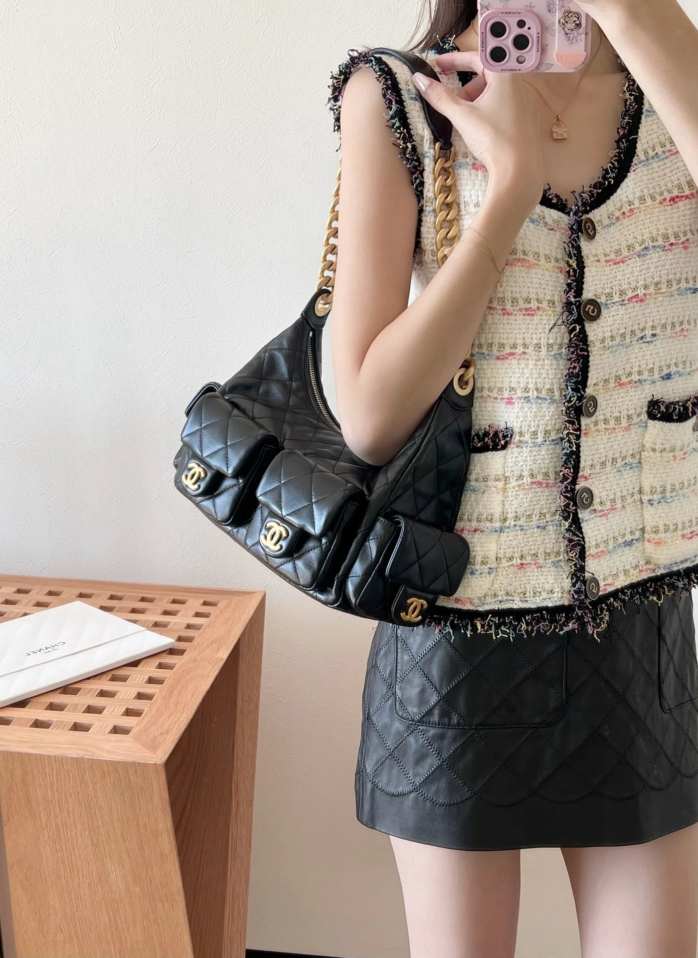 Сумка-хобо Chanel 25c, маленькая, черная, для хобби.