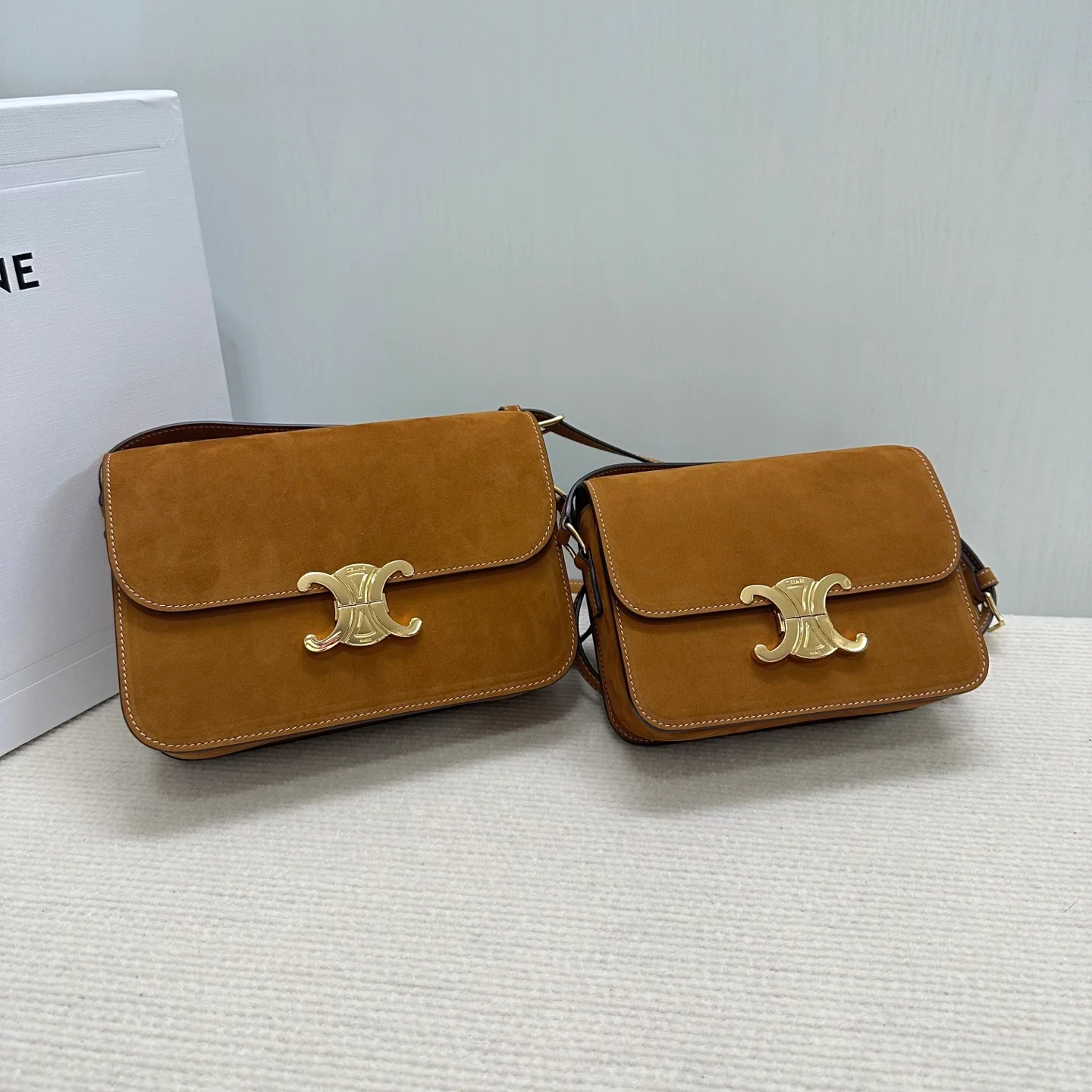 Celine Triomphe - Новая классика - Маленький размер - Современный ретро-стиль Camel