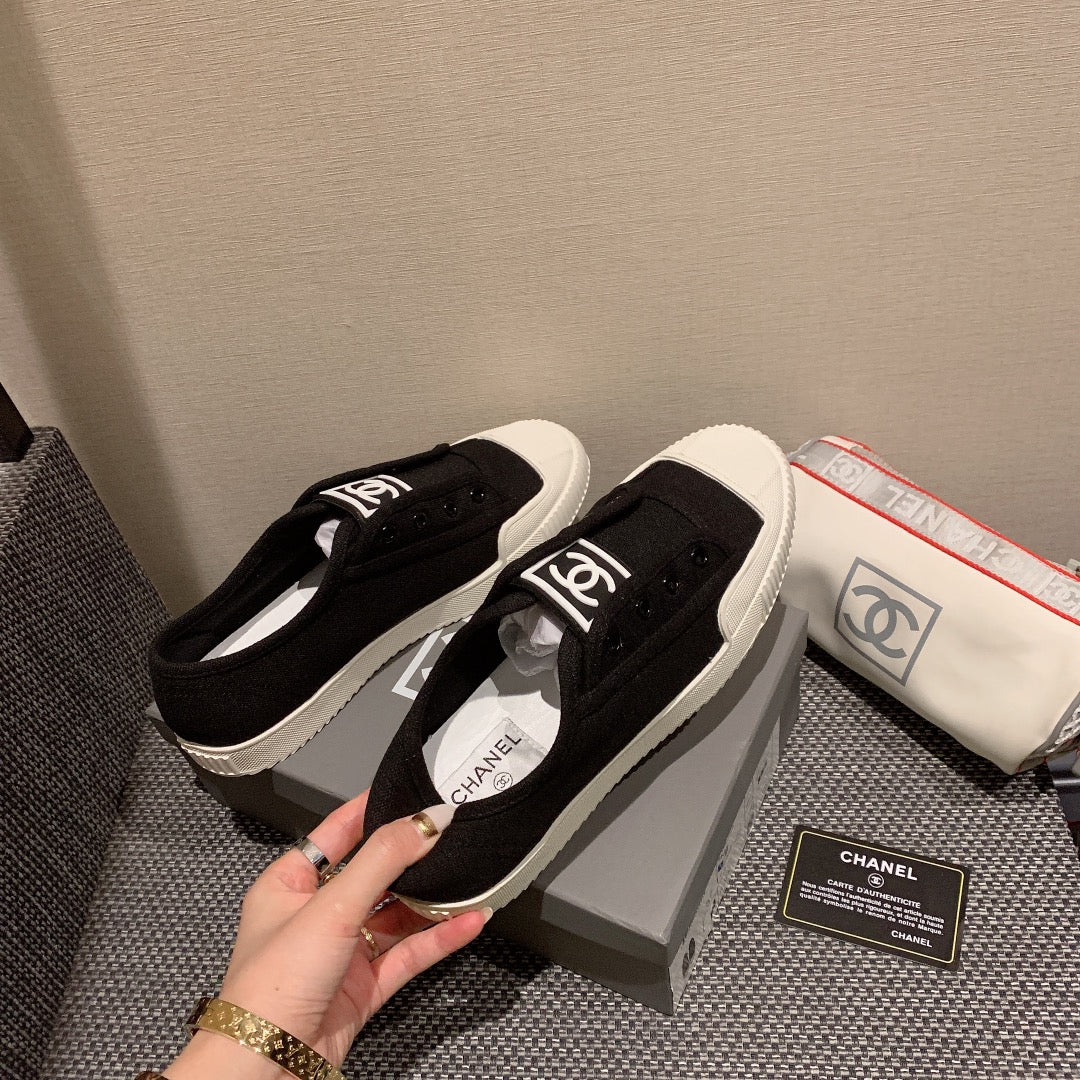 Винтажные парусиновые туфли Chanel - черные