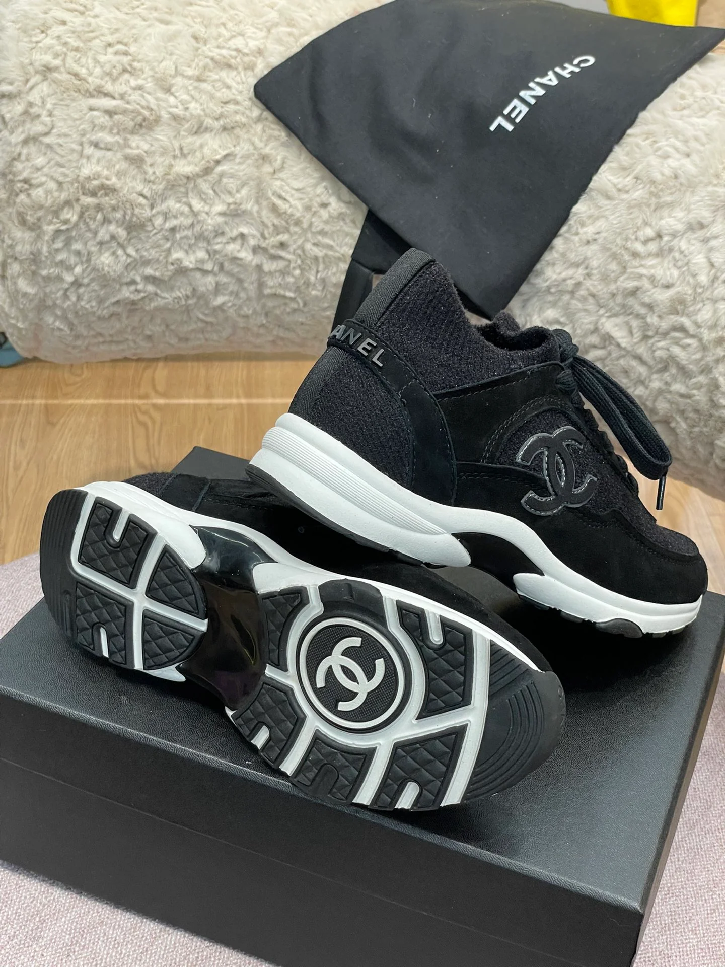 Chanel - Кроссовки - Повседневная обувь - 19