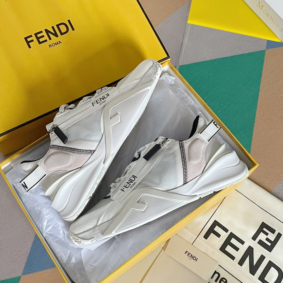 Fendi - Повседневные кроссовки - Белые и розовые