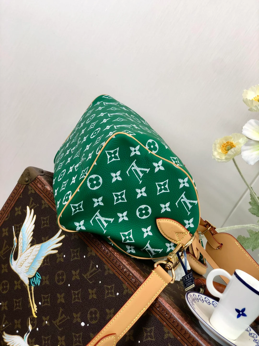 LV-m24423 Травянисто-зеленый