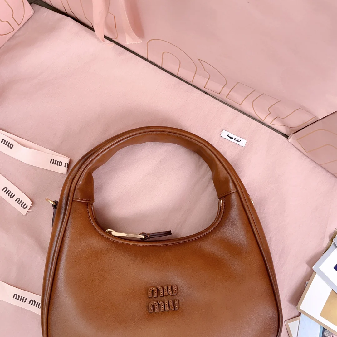 Miu Miu-5bc125-miuwander-сумочки
