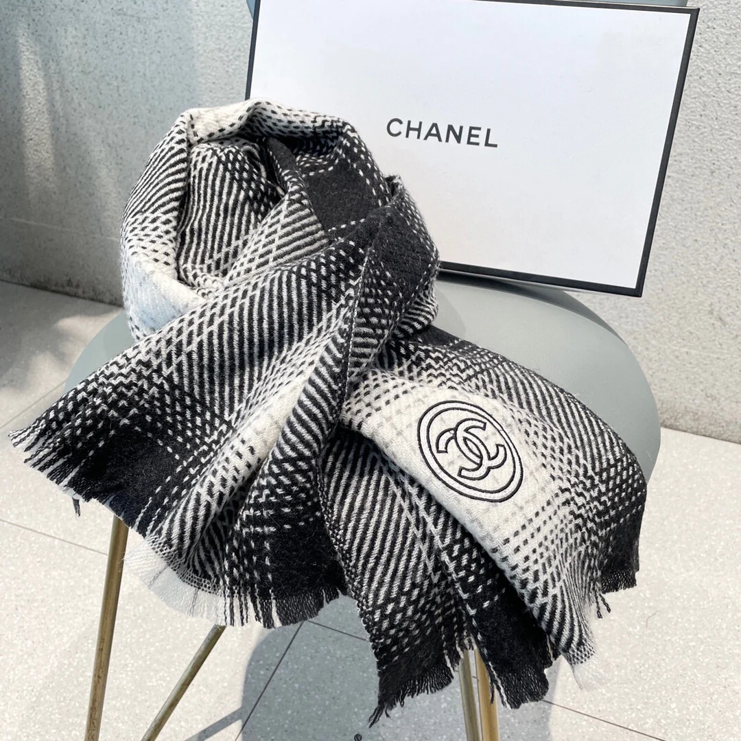 Шарф Chanel в клетку - 70 см - 200 см - 100% кашемир