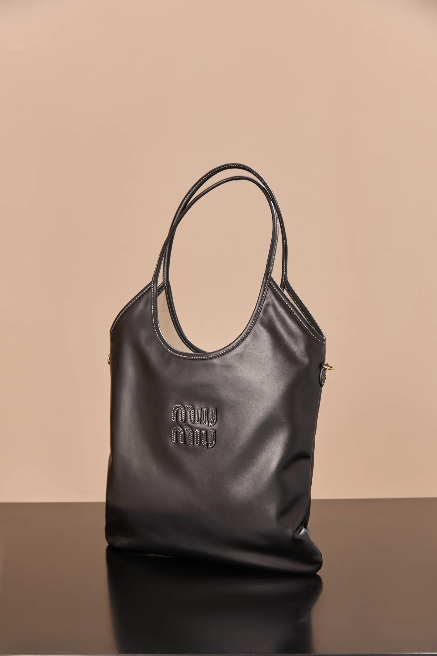 Сумка-тоут Miu Miu-5bq231m980-??? Большая, черная кожа