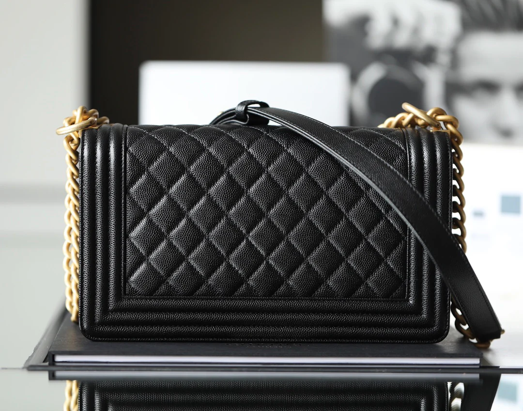 Chanel Le Boy Crystal Edition, узор 