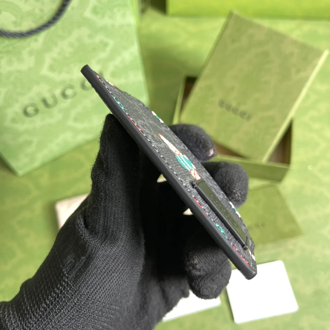 Gucci 最新款卡包