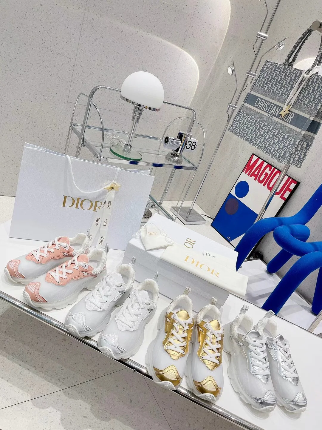 Dior - Повседневная обувь - Кроссовки - Изображение коллекции