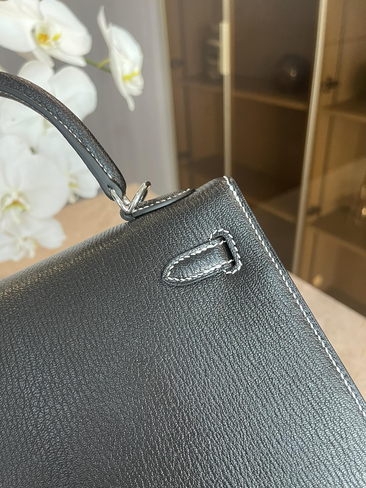 Hermes Kelly 25 - Козья кожа - Резьба в виде подковы - Черно-красный - Серебряная пряжка