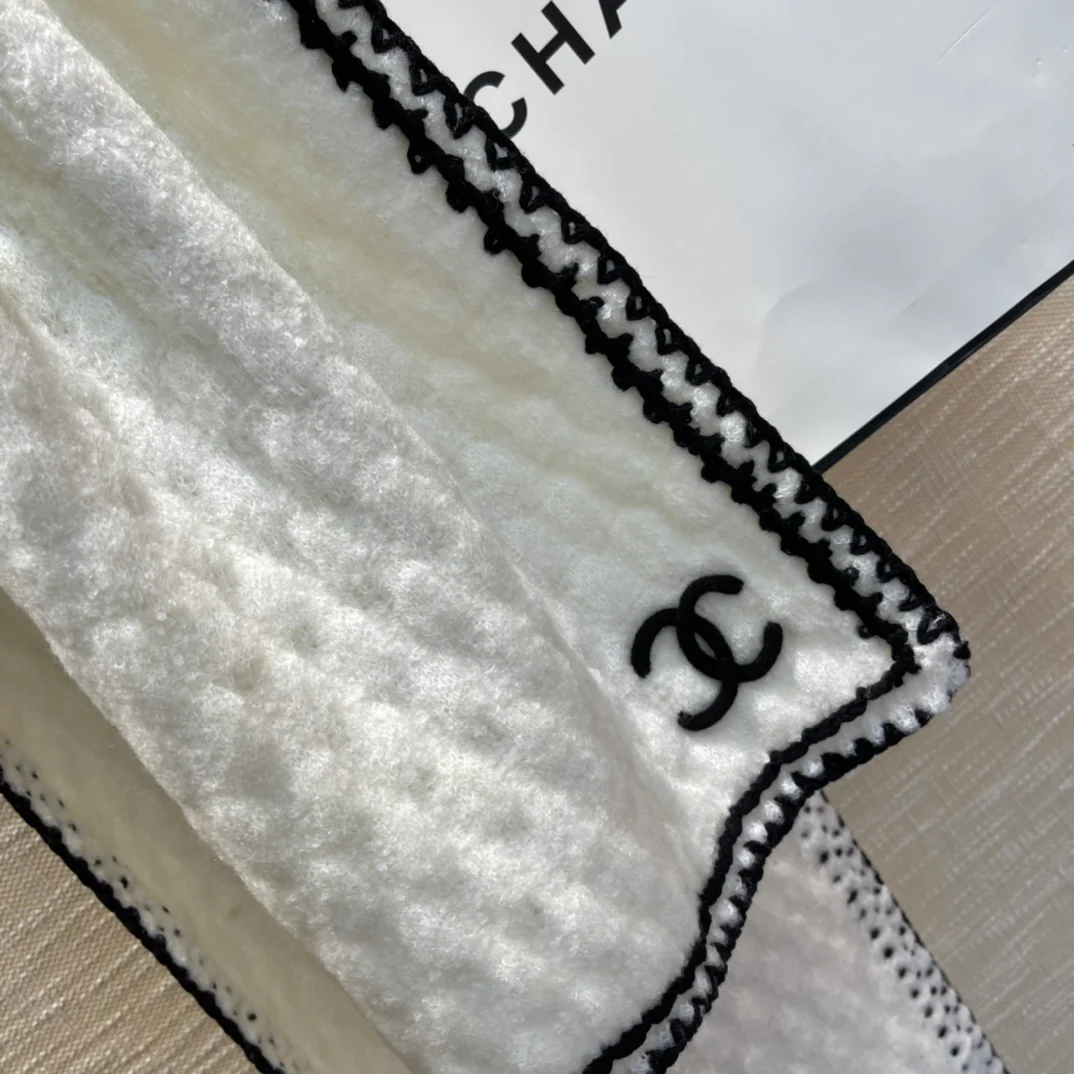 Шарф Chanel ручной работы - 59 - Шерсть - 26 - Кашемир - 15 - Шелк - Белый