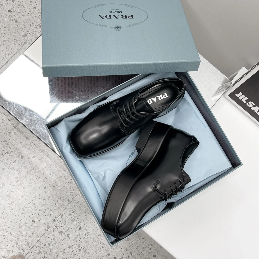 Обувь Prada - Prada - платформа с квадратным носком - кожаные туфли