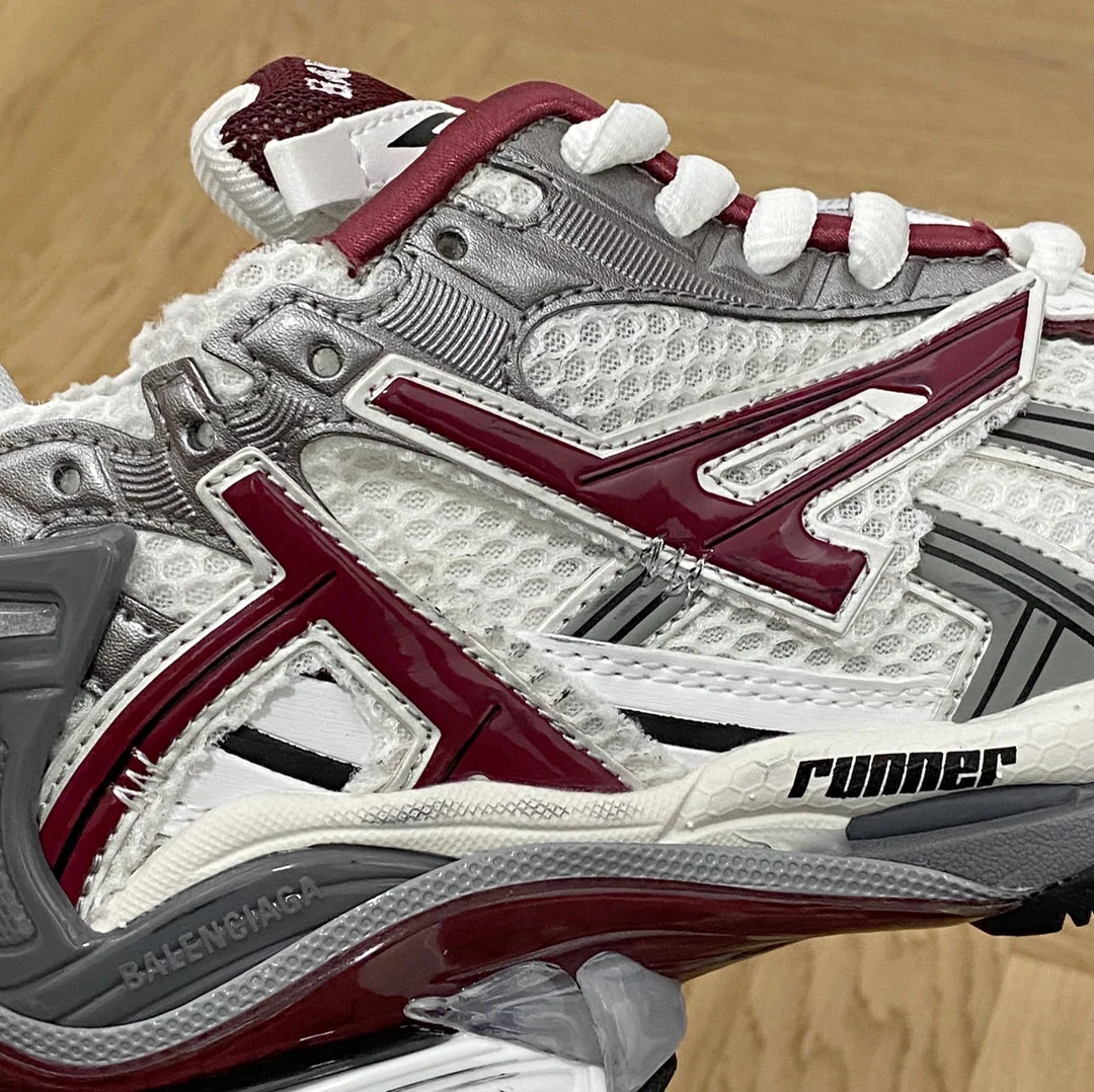 Кроссовки Balenciaga Runner Dad Shoes 2
