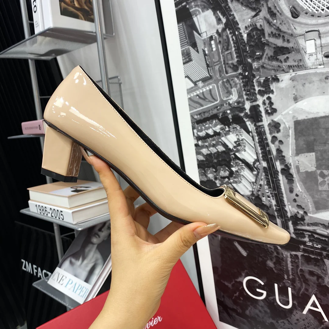 Туфли на каблуке RV-4-5 см, телесно-розовые.