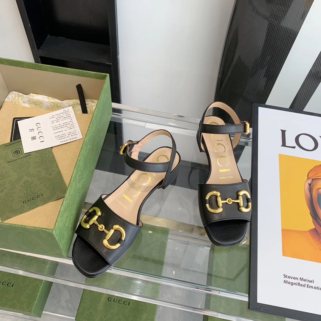 Босоножки Gucci на низком каблуке - 2