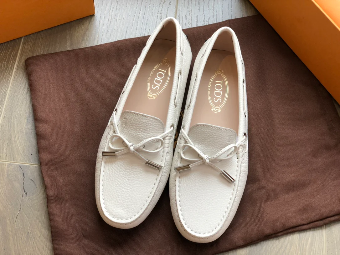 Tods - Лоферы с бабочкой - Туфли без шнурков - 10