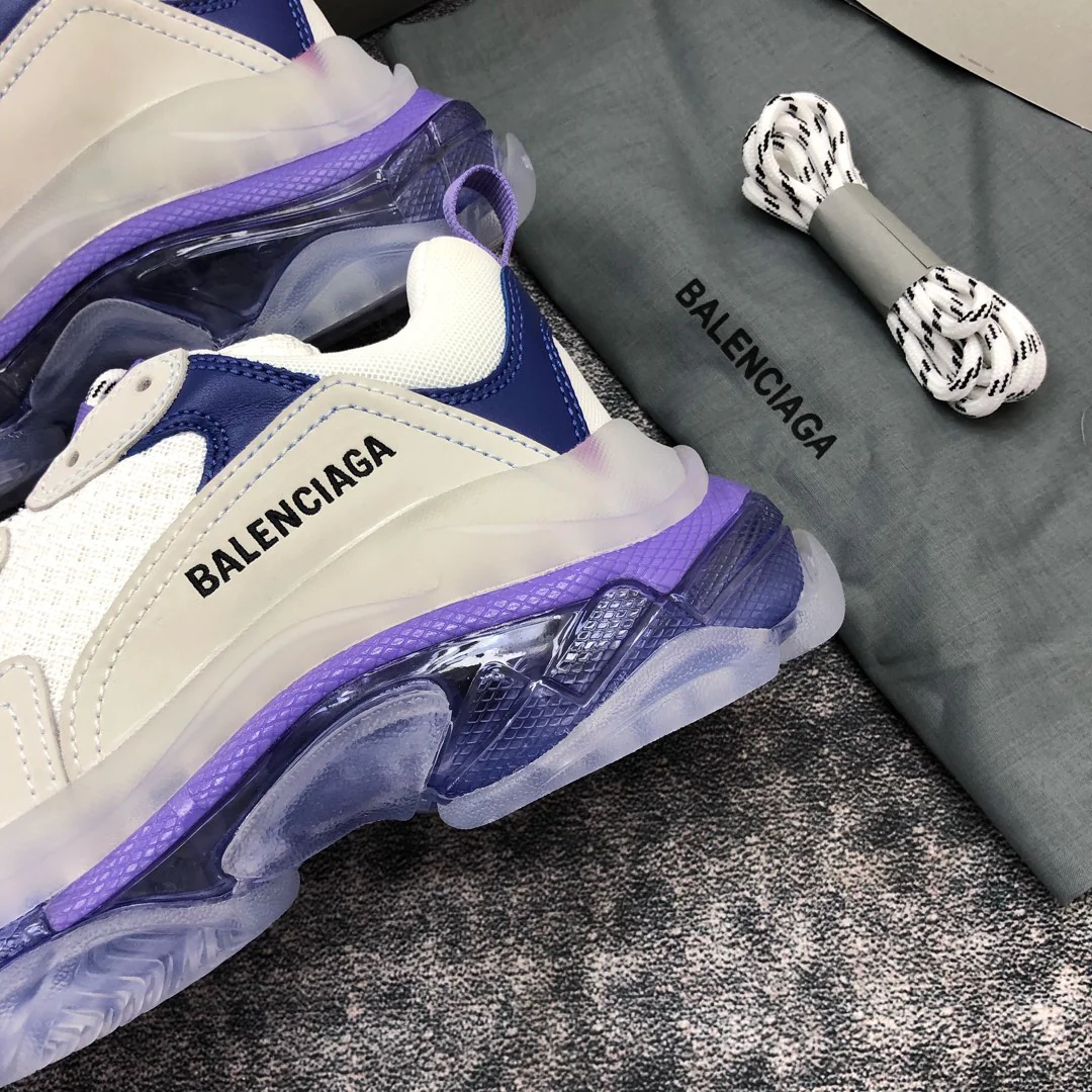 Кроссовки Balenciaga Triples Air Cushion Chunky Shoes - белые и фиолетовые