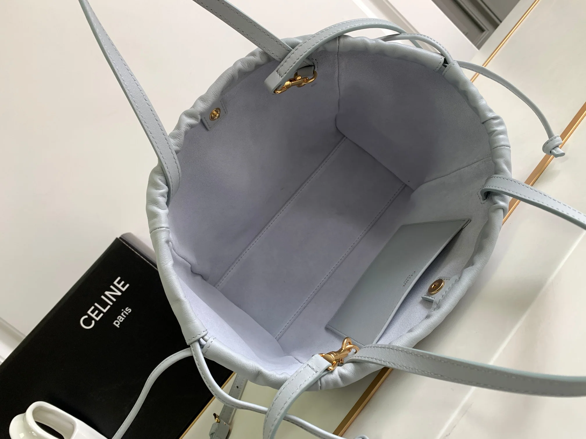 Сумка на завязках Celine Cuir Cabas - Маленькая - Нежно-голубая