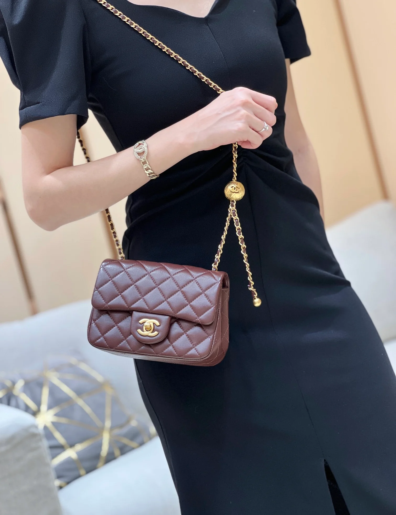 Chanel CF Gold Ball Square Fat Man - Burgundy