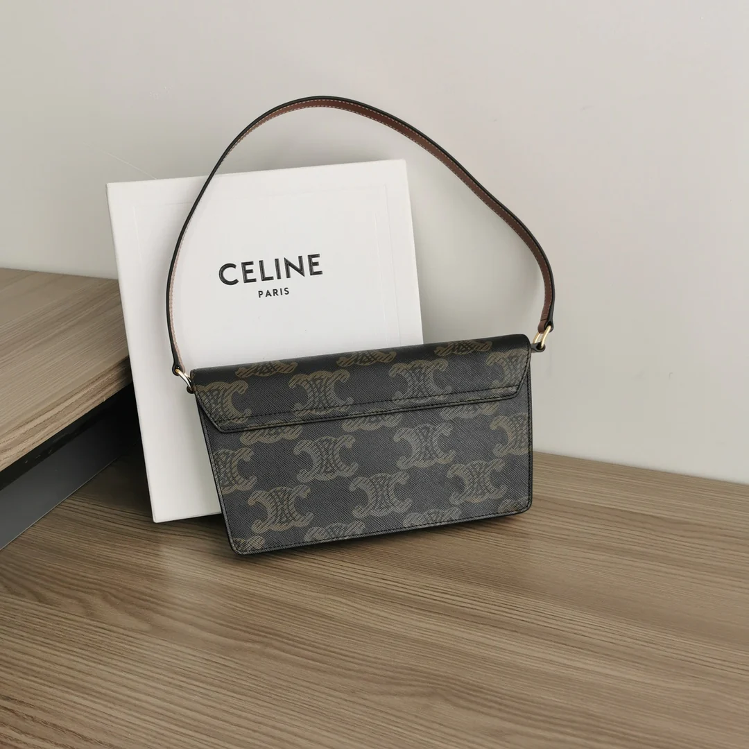 Сумка через плечо Celine Trapeze Triomphe Print из кожи.