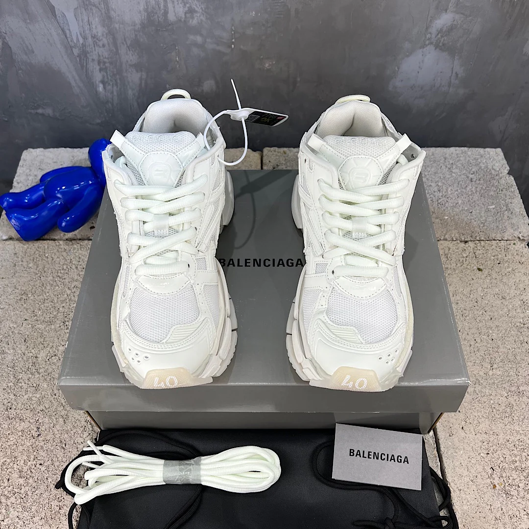 Кроссовки Balenciaga Runner - Унисекс - Белые - 1