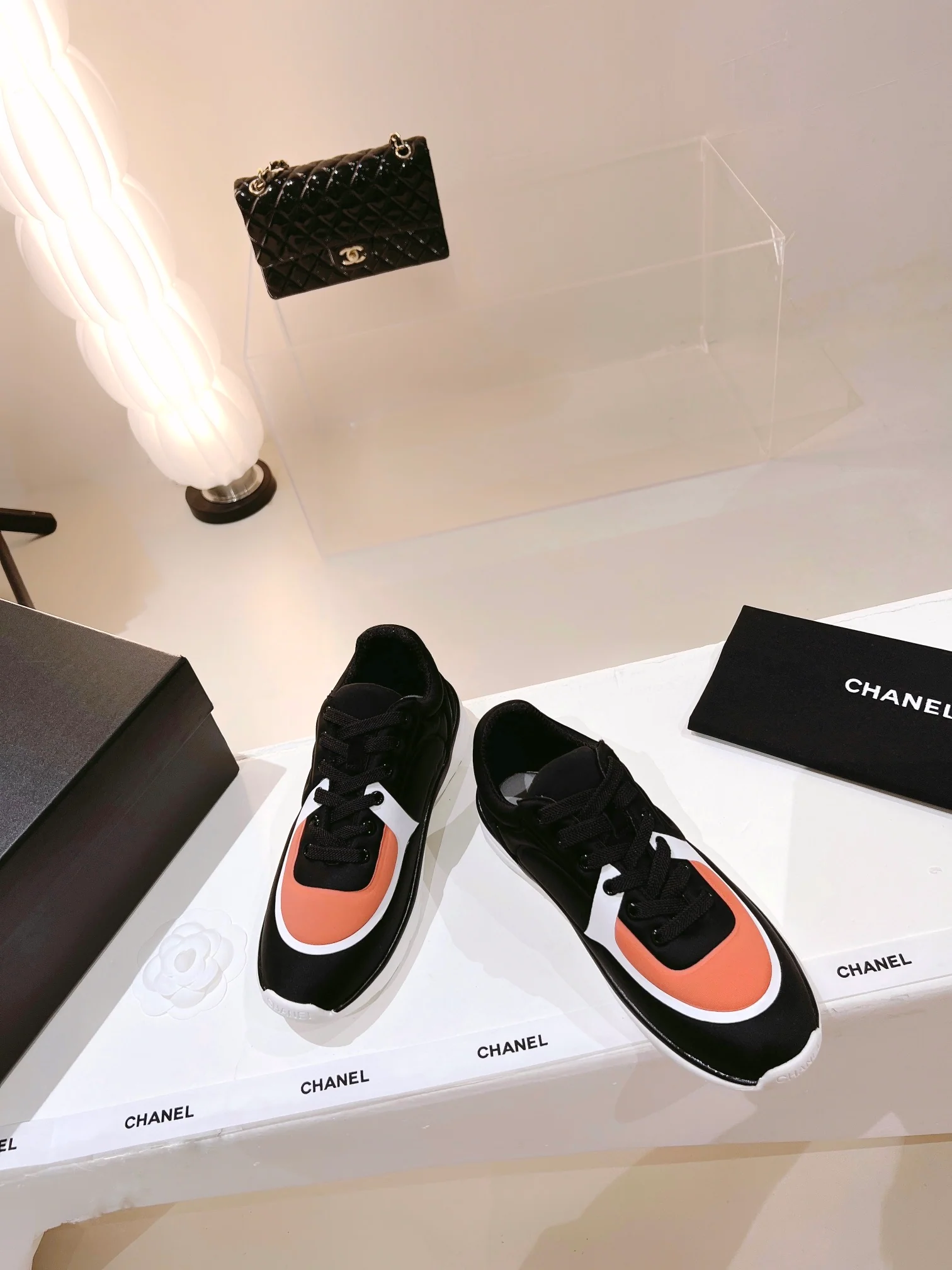 Chanel - Спортивные повседневные туфли - Черно-розовые