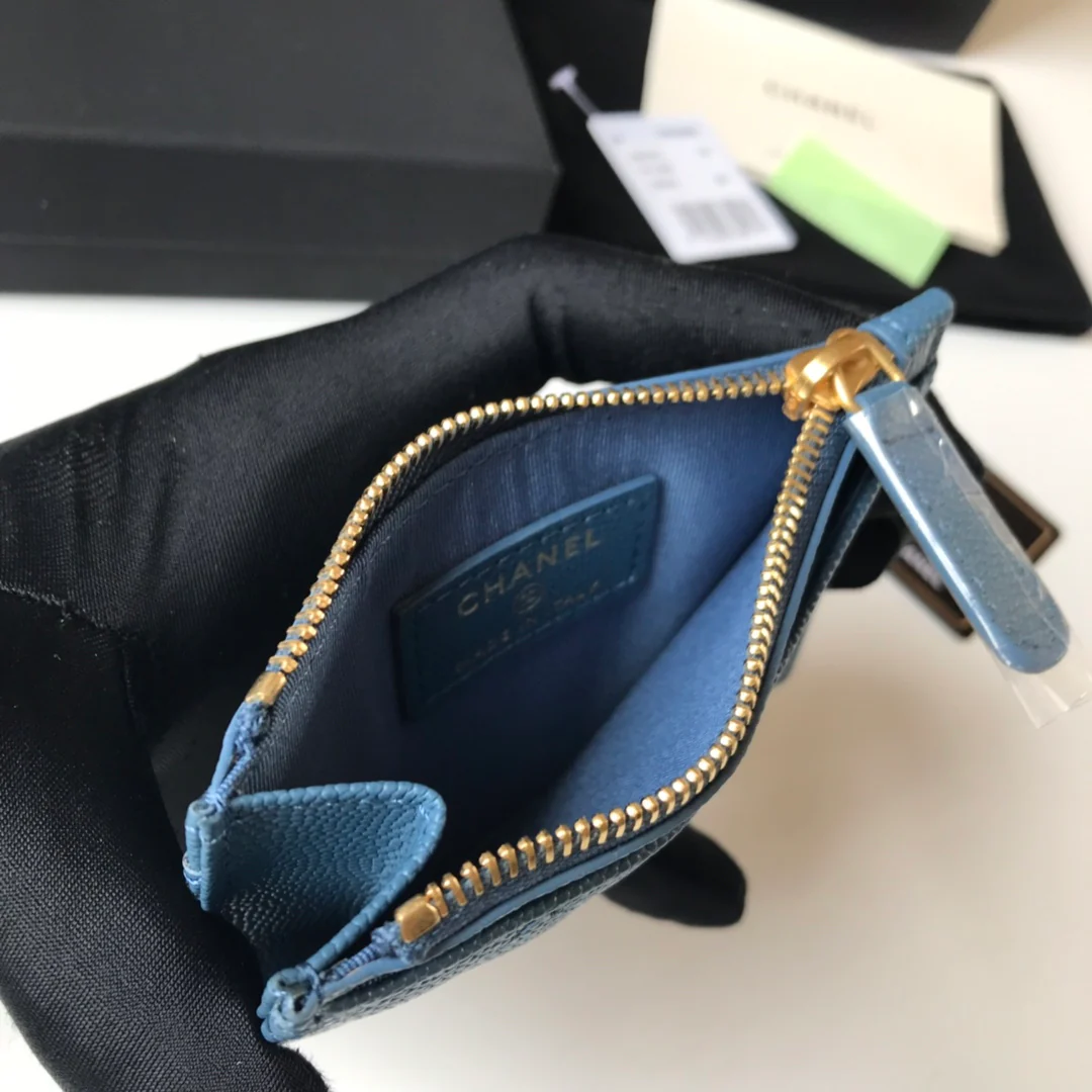 Кардхолдер Chanel на молнии - плоский картхолдер