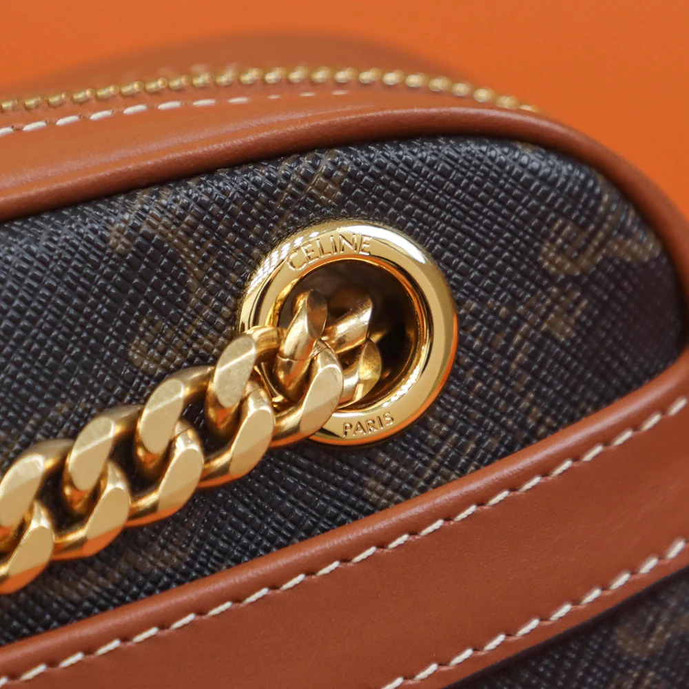 Сумка для фотоаппарата Celine Patapans Triomphe Classic Monogram через плечо