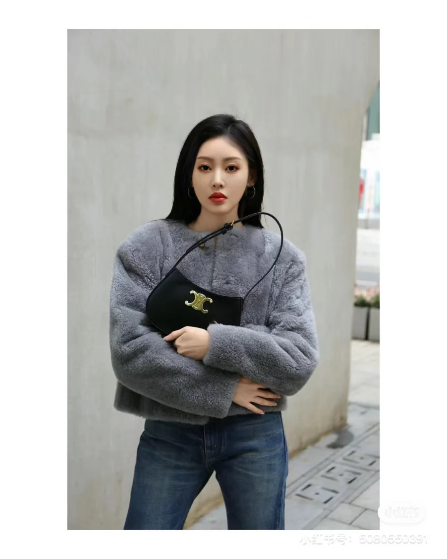 Сумка Celine Tillt - черная (подмышечная сумка)