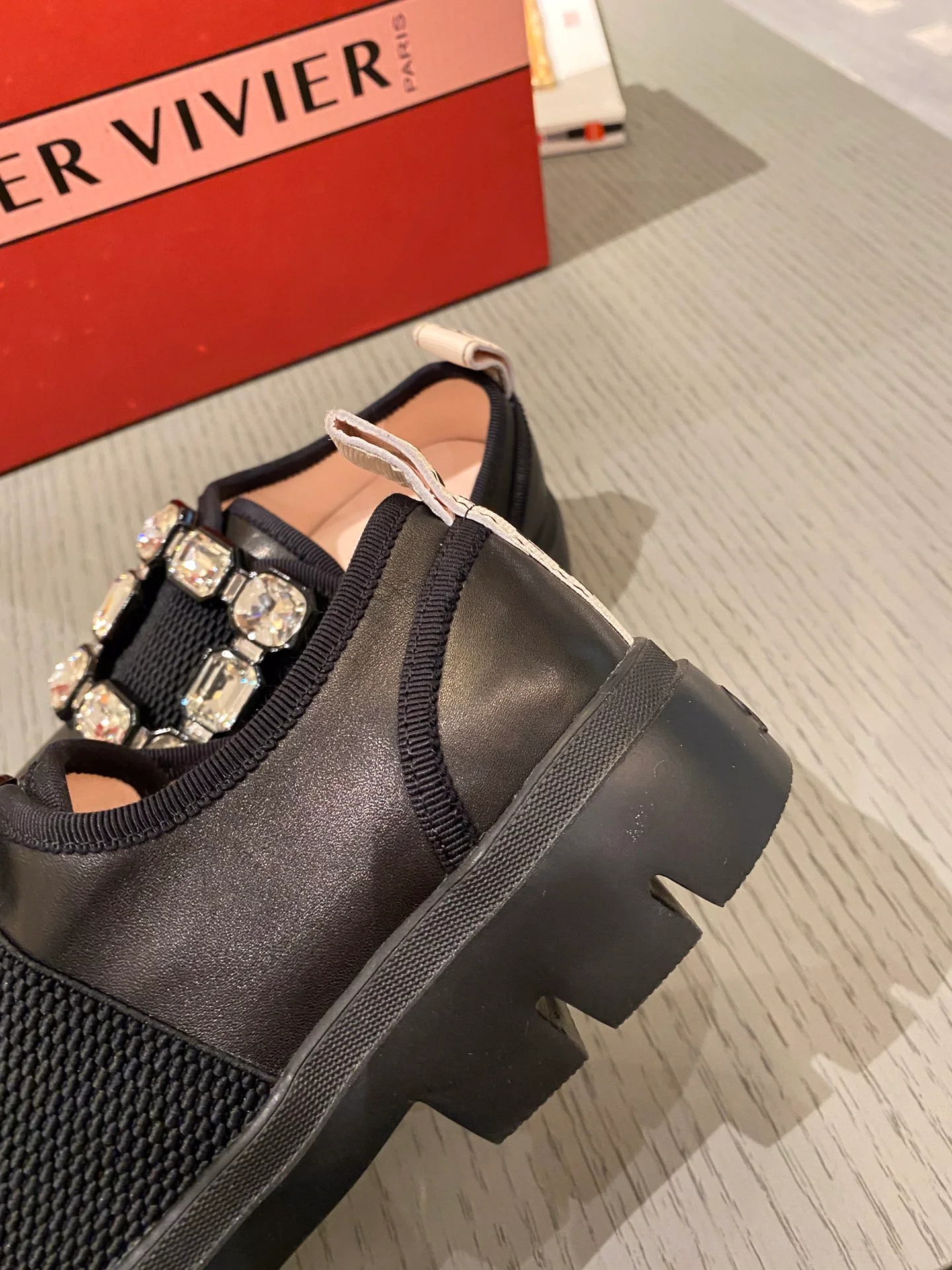 Кожаные лоферы с пряжками