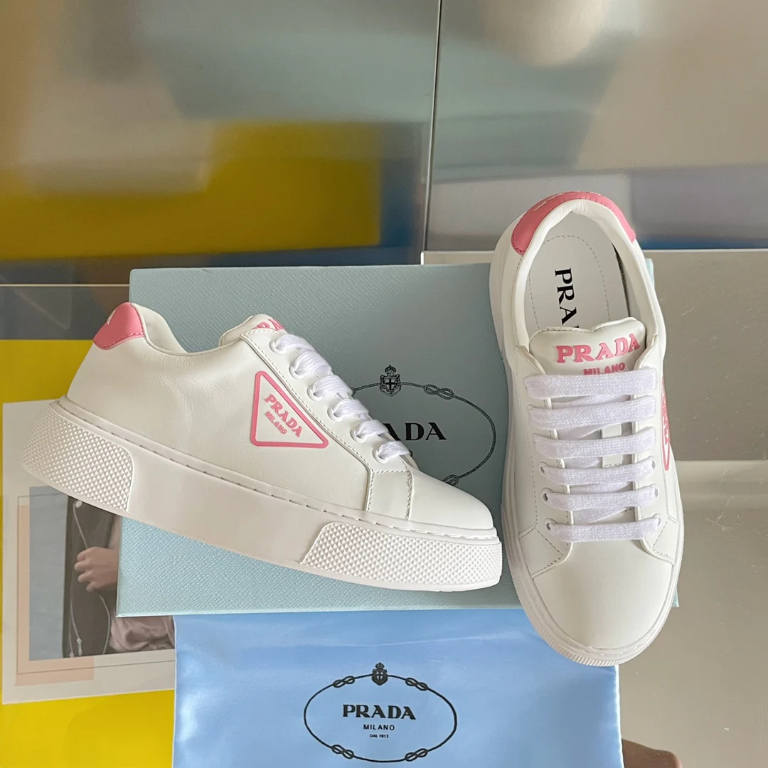 Prada - Новинки ранней весны 2022 года - Повседневные туфли на платформе - 1