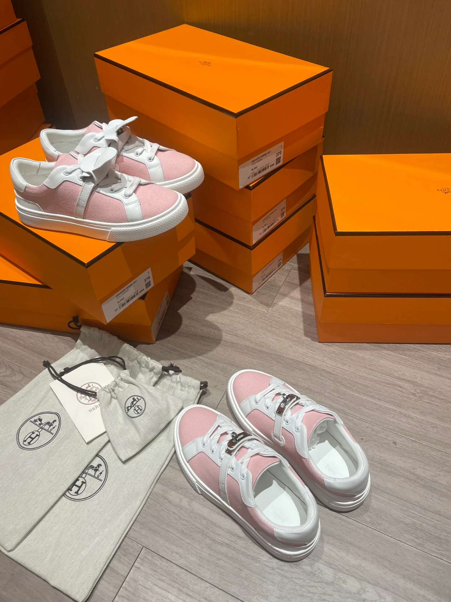 Hermes - Новейшие белые кроссовки Kelly Buckle - Мужские - 2