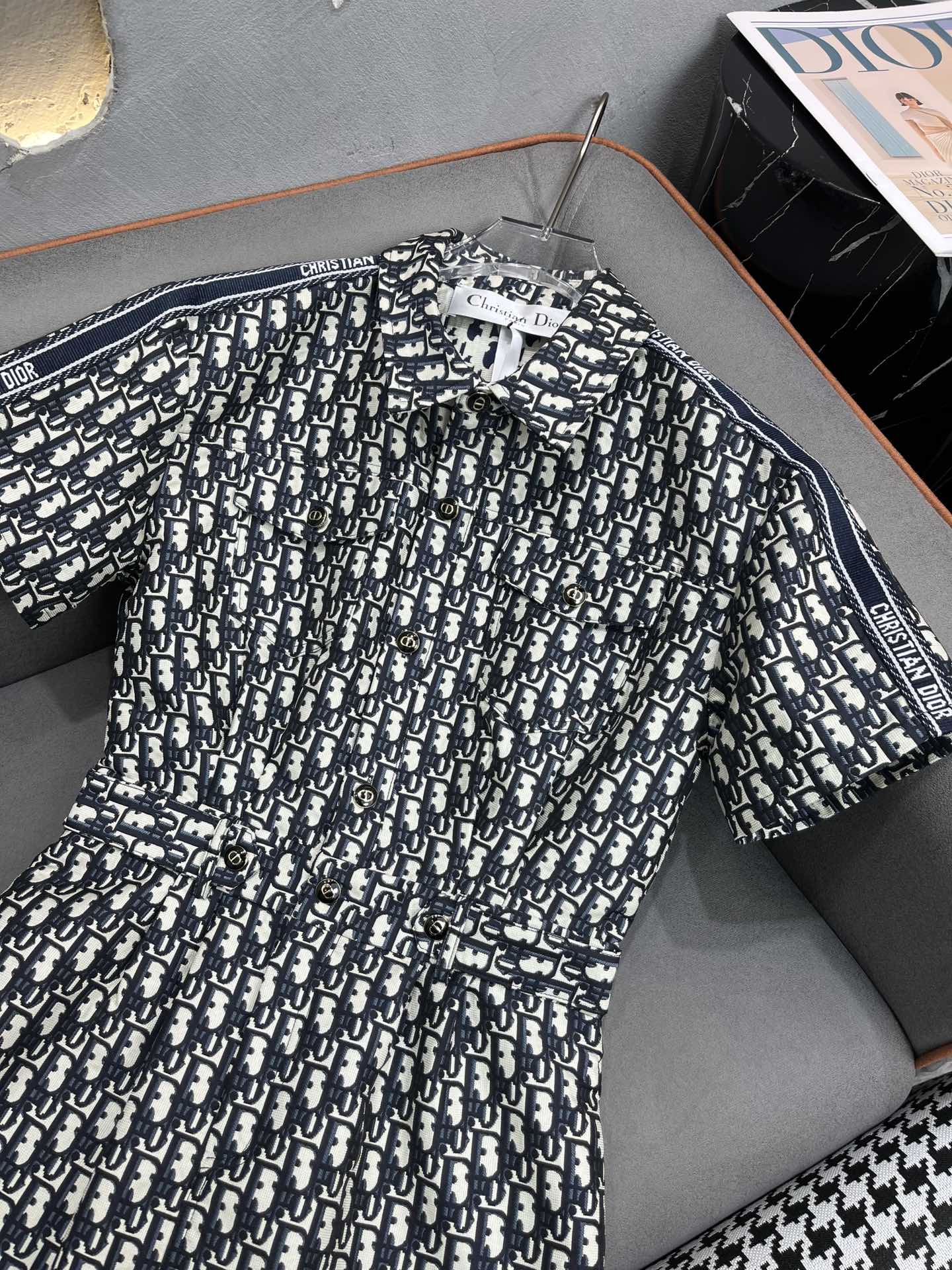 Dior - 2403 - 24ss Весна/Лето Новое платье с отложным воротником