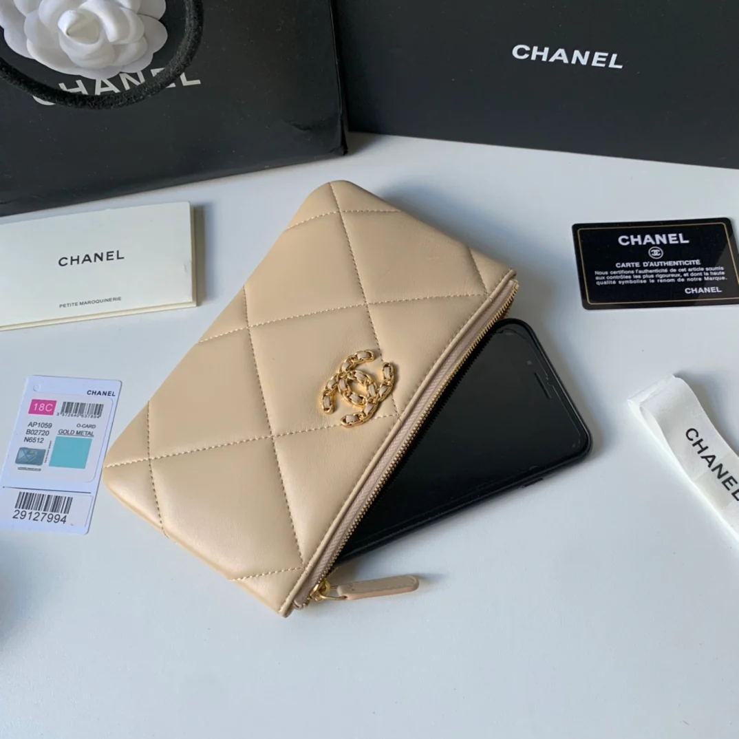 Кошелек для монет Chanel из овечьей кожи в клетку, серия 19 - 1 шт.