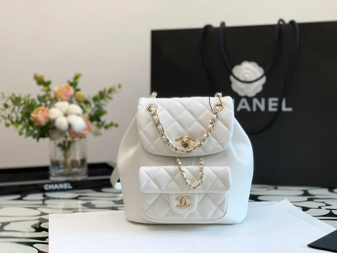 Новая коллекция Chanel ?Ранняя весна 2022? — Рюкзак — 1