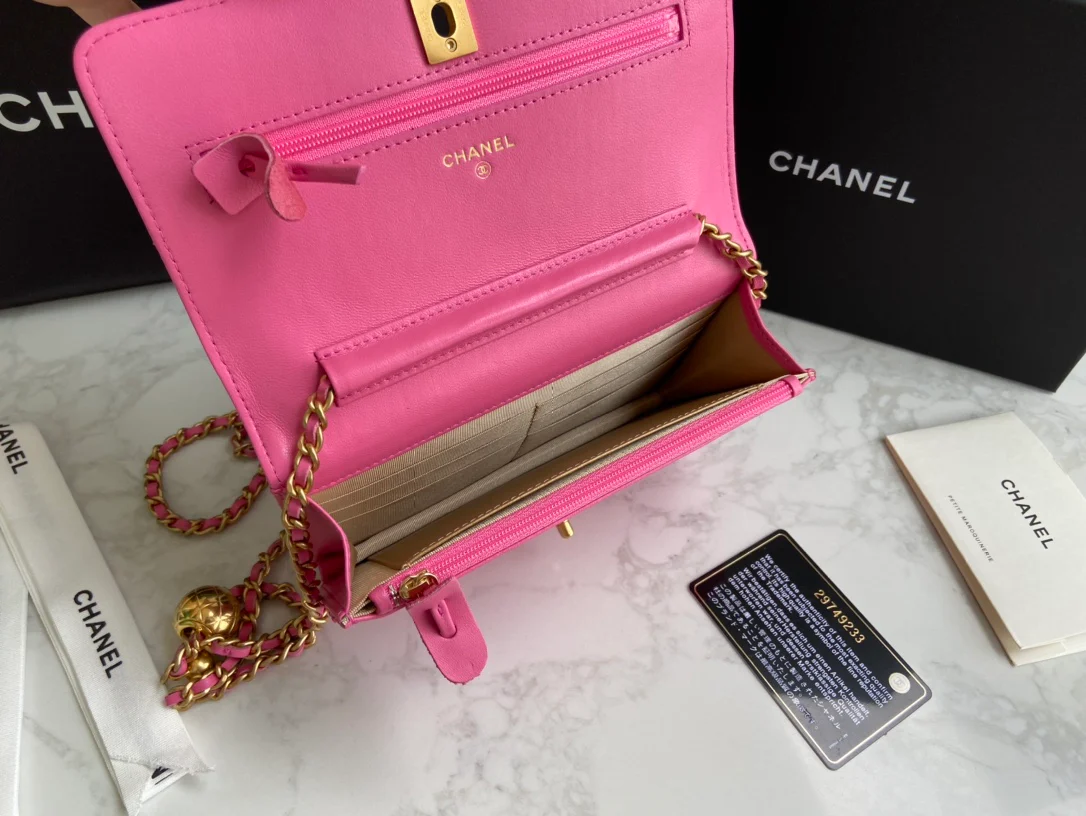 Chanel - Golden Ball WOC - Овечья кожа - 4