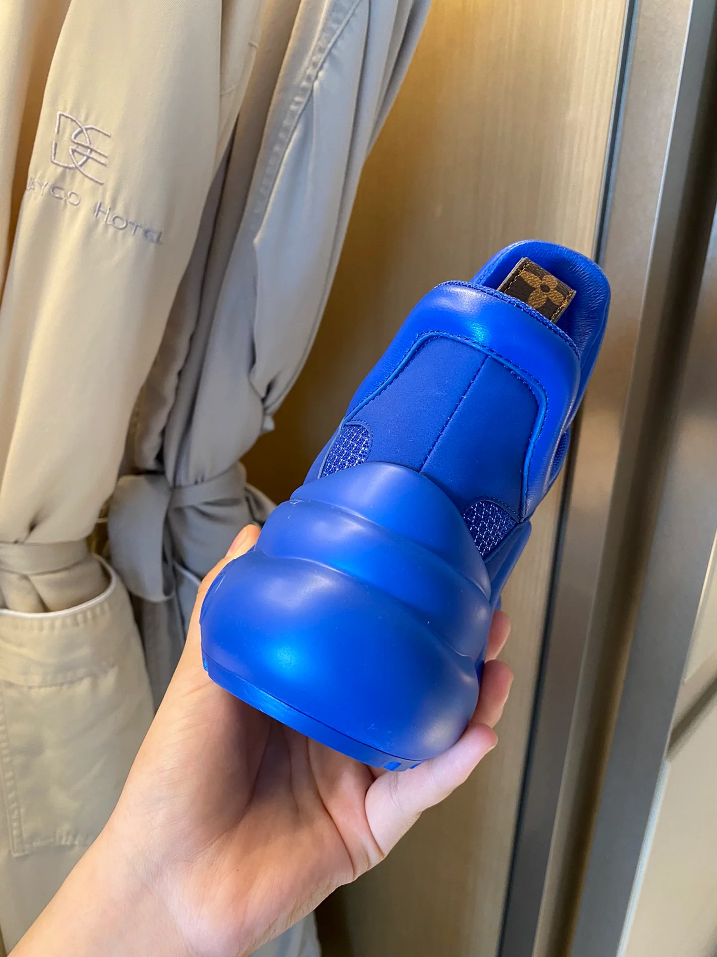 Обувь LV - LV - массивные кроссовки - 1